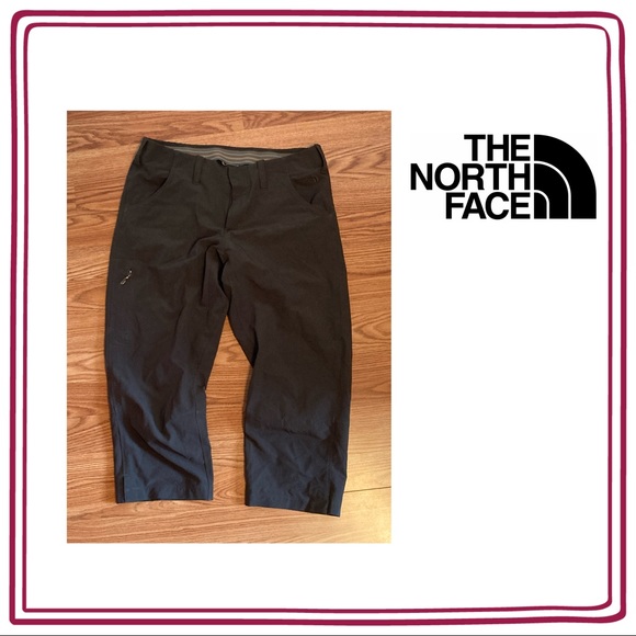 North Face. Capris - Picture 6 of 10